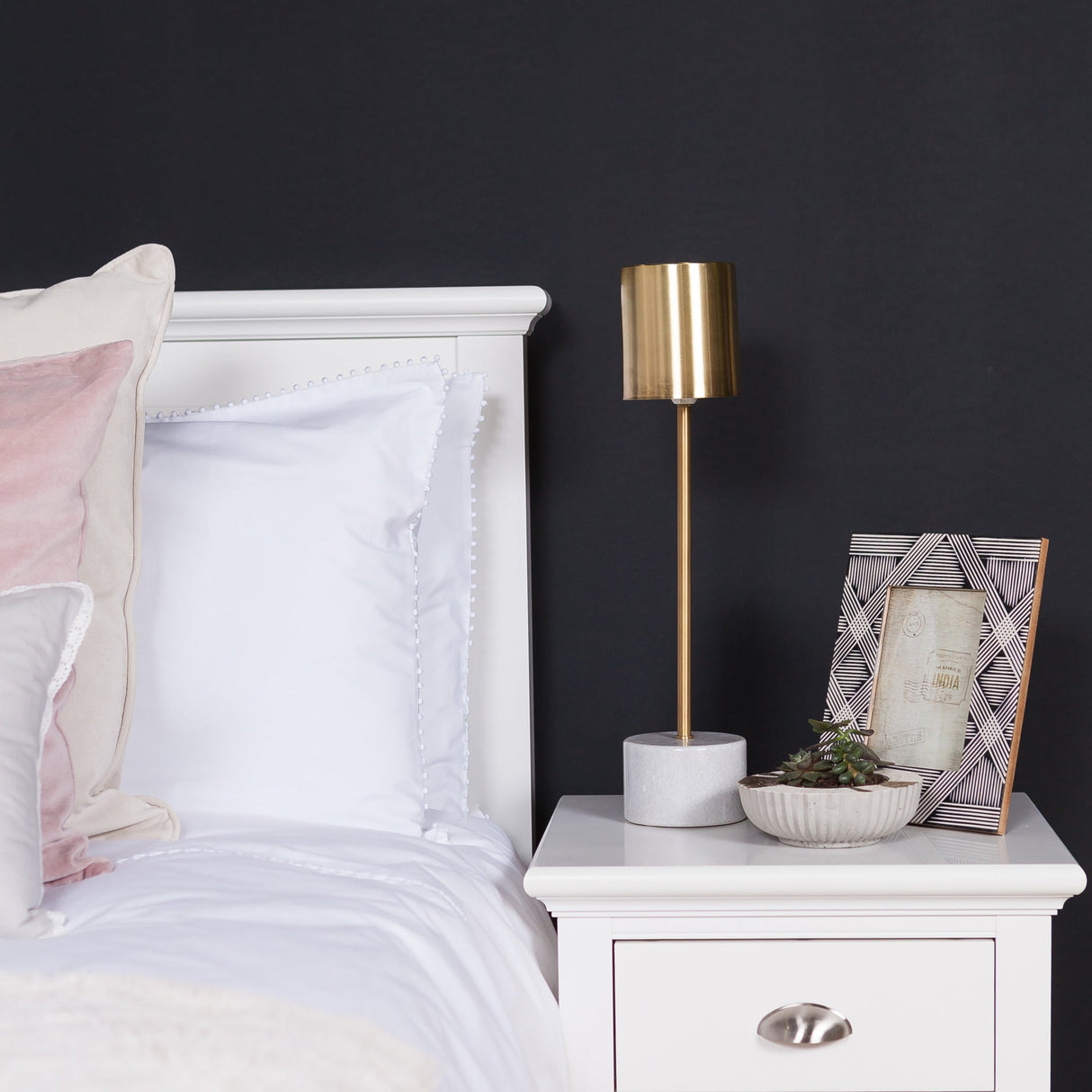 Dressage - Sample Pot